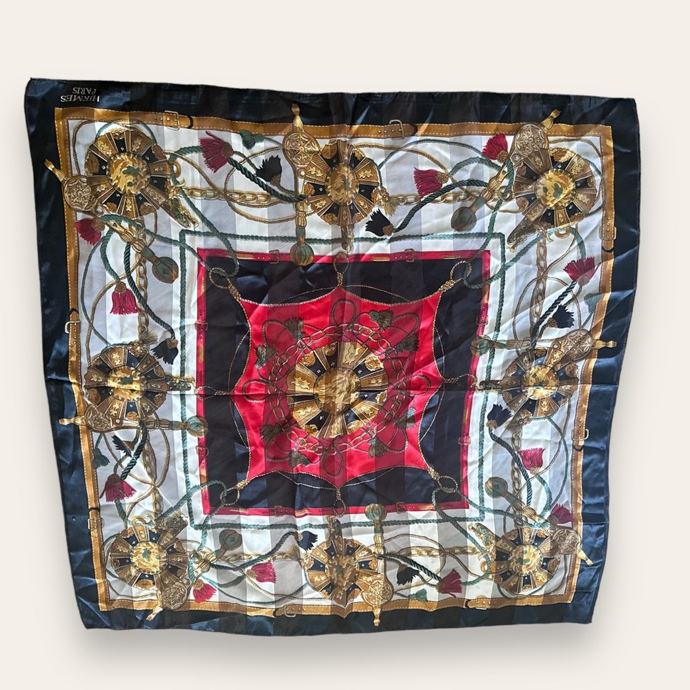 Belts and chains scarf